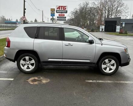 Серый Джип Компас, объемом двигателя 2.36 л и пробегом 189 тыс. км за 10700 $, фото 1 на Automoto.ua