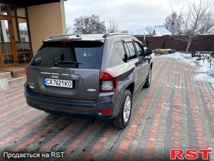Серый Джип Компас, объемом двигателя 2.4 л и пробегом 24000 тыс. км за 10350 $, фото 1 на Automoto.ua