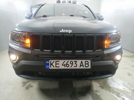 Джип Compass 2016 у Кривому Розі на Automoto.ua Сірий Джип Compass, об'ємом двигуна 2.4 л та пробігом 130 тис. км за 12500 $, фото 1 на Automoto.ua