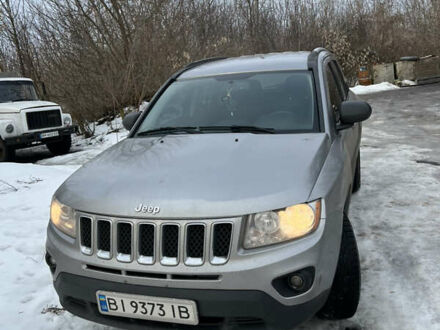 Сірий Джип Compass, об'ємом двигуна 2.36 л та пробігом 61 тис. км за 10500 $, фото 1 на Automoto.ua