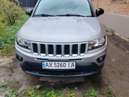 Джип Компас 2016 в Харькове на Automoto.ua Серый Джип Компас, объемом двигателя 2.36 л и пробегом 160 тыс. км за 12000 $, фото 1 на Automoto.ua