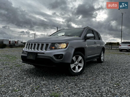 Джип Компас 2016 в Умани на Automoto.ua Серый Джип Компас, объемом двигателя 2.4 л и пробегом 156 тыс. км за 12000 $, фото 1 на Automoto.ua