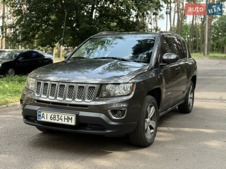 Джип Компас 2016 в Черкассах на Automoto.ua Серый Джип Компас, объемом двигателя 2.36 л и пробегом 110 тыс. км за 10800 $, фото 1 на Automoto.ua
