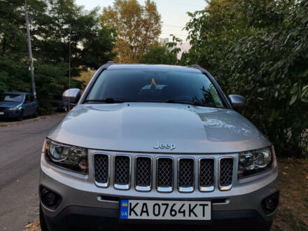 Сірий Джип Compass, об'ємом двигуна 2.36 л та пробігом 80 тис. км за 11500 $, фото 1 на Automoto.ua