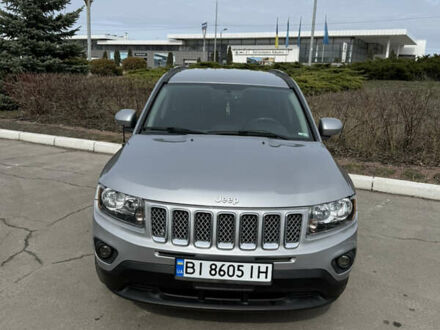 Джип Компас 2016 в Полтаве на Automoto.ua Серый Джип Компас, объемом двигателя 2.36 л и пробегом 196 тыс. км за 9700 $, фото 1 на Automoto.ua