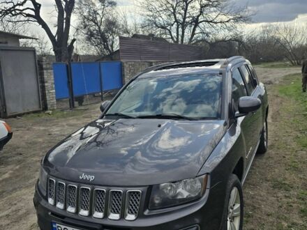 Серый Джип Компас, объемом двигателя 0 л и пробегом 198 тыс. км за 8000 $, фото 1 на Automoto.ua