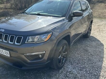 Сірий Джип Compass, об'ємом двигуна 2.4 л та пробігом 148 тис. км за 14500 $, фото 1 на Automoto.ua