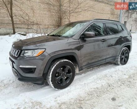 Серый Джип Компас, объемом двигателя 2.36 л и пробегом 146 тыс. км за 13900 $, фото 1 на Automoto.ua