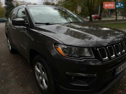 Джип Компас 2017 в Харькове на Automoto.ua Серый Джип Компас, объемом двигателя 2.36 л и пробегом 148 тыс. км за 15300 $, фото 1 на Automoto.ua