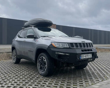 Серый Джип Компас, объемом двигателя 2.36 л и пробегом 184 тыс. км за 17000 $, фото 1 на Automoto.ua