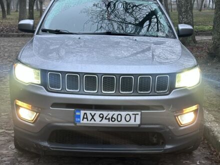 Сірий Джип Compass, об'ємом двигуна 2.4 л та пробігом 204 тис. км за 11900 $, фото 1 на Automoto.ua