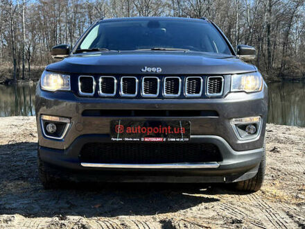 Джип Compass 2017 у Сумах на Automoto.ua Сірий Джип Compass, об'ємом двигуна 2.36 л та пробігом 115 тис. км за 16200 $, фото 1 на Automoto.ua