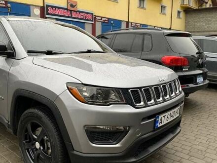 Джип Компас 2017 в Ивано-Франковске на Automoto.ua Серый Джип Компас, объемом двигателя 2.36 л и пробегом 183 тыс. км за 14500 $, фото 1 на Automoto.ua