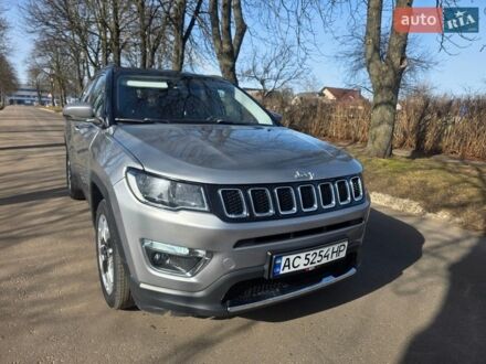 Серый Джип Компас, объемом двигателя 2.36 л и пробегом 138 тыс. км за 12300 $, фото 1 на Automoto.ua