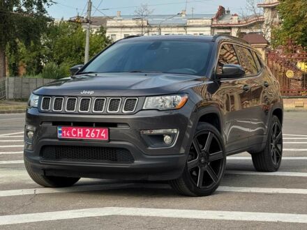 Джип Компас 2017 в Харькове на Automoto.ua Серый Джип Компас, объемом двигателя 2.4 л и пробегом 119 тыс. км за 16300 $, фото 1 на Automoto.ua