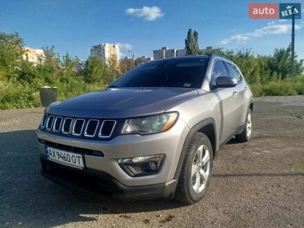 Серый Джип Компас, объемом двигателя 2.4 л и пробегом 205 тыс. км за 11900 $, фото 1 на Automoto.ua
