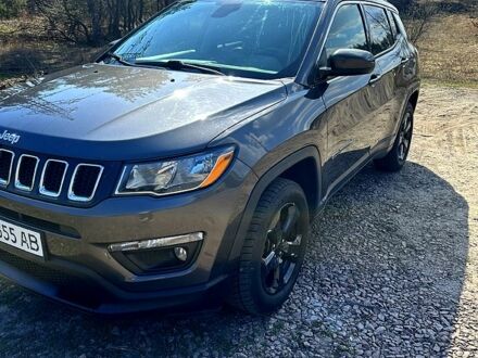 Серый Джип Компас, объемом двигателя 2.4 л и пробегом 148 тыс. км за 14500 $, фото 1 на Automoto.ua