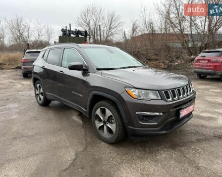 Серый Джип Компас, объемом двигателя 2.4 л и пробегом 95 тыс. км за 13300 $, фото 1 на Automoto.ua