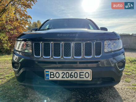 Джип Компас 2017 в Тернополе на Automoto.ua Серый Джип Компас, объемом двигателя 2.36 л и пробегом 54 тыс. км за 13450 $, фото 1 на Automoto.ua