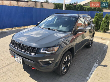 Джип Compass 2017 у Житомирі на Automoto.ua Сірий Джип Compass, об'ємом двигуна 2.36 л та пробігом 150 тис. км за 18000 $, фото 1 на Automoto.ua