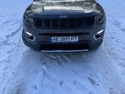 Сірий Джип Compass, об'ємом двигуна 2.4 л та пробігом 95 тис. км за 14700 $, фото 1 на Automoto.ua