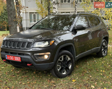 Сірий Джип Compass, об'ємом двигуна 2.4 л та пробігом 206 тис. км за 14999 $, фото 1 на Automoto.ua