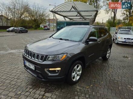 Джип Компас 2018 в Львове на Automoto.ua Серый Джип Компас, объемом двигателя 2.36 л и пробегом 195 тыс. км за 16500 $, фото 1 на Automoto.ua