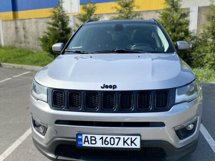 Джип Compass 2018 у Вінниці на Automoto.ua Сірий Джип Compass, об'ємом двигуна 2.36 л та пробігом 111 тис. км за 16300 $, фото 1 на Automoto.ua