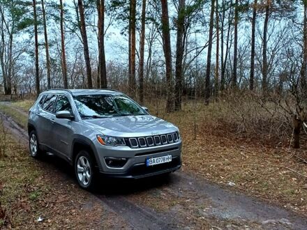 Серый Джип Компас, объемом двигателя 2.4 л и пробегом 74 тыс. км за 17000 $, фото 1 на Automoto.ua