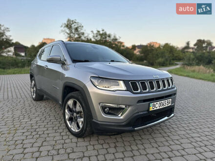 Джип Compass 2018 у Львові на Automoto.ua Сірий Джип Compass, об'ємом двигуна 2.36 л та пробігом 148 тис. км за 15500 $, фото 1 на Automoto.ua