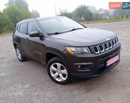 Сірий Джип Compass, об'ємом двигуна 2.4 л та пробігом 127 тис. км за 11500 $, фото 1 на Automoto.ua