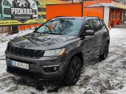 Серый Джип Компас, объемом двигателя 2.36 л и пробегом 100 тыс. км за 15000 $, фото 1 на Automoto.ua