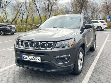 Серый Джип Компас, объемом двигателя 2.36 л и пробегом 105 тыс. км за 13500 $, фото 1 на Automoto.ua