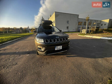 Сірий Джип Compass, об'ємом двигуна 2.36 л та пробігом 183 тис. км за 15400 $, фото 1 на Automoto.ua