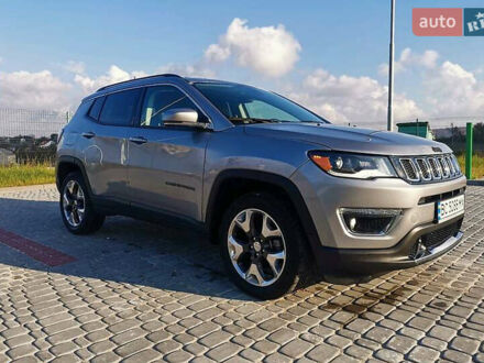 Джип Компас 2018 в Львове на Automoto.ua Серый Джип Компас, объемом двигателя 2.36 л и пробегом 94 тыс. км за 12100 $, фото 1 на Automoto.ua