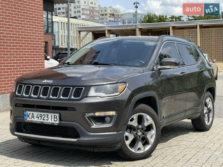 Джип Компас 2018 в Львове на Automoto.ua Серый Джип Компас, объемом двигателя 2.4 л и пробегом 160 тыс. км за 13500 $, фото 1 на Automoto.ua