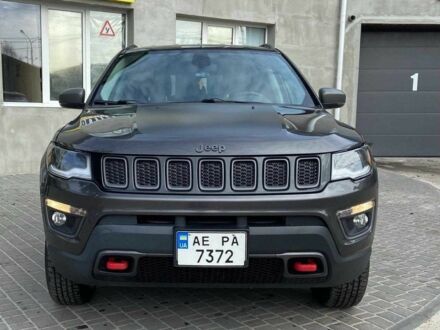 Серый Джип Компас, объемом двигателя 2.4 л и пробегом 177 тыс. км за 18500 $, фото 1 на Automoto.ua
