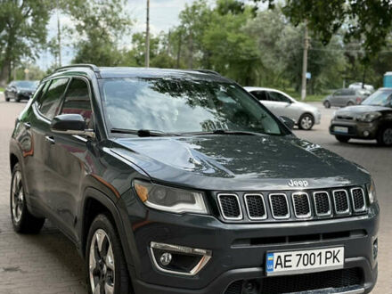 Джип Компас 2018 в Кривом Роге на Automoto.ua Серый Джип Компас, объемом двигателя 2.36 л и пробегом 125 тыс. км за 15400 $, фото 1 на Automoto.ua