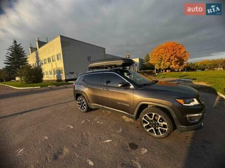 Серый Джип Компас, объемом двигателя 2.36 л и пробегом 184 тыс. км за 14700 $, фото 1 на Automoto.ua