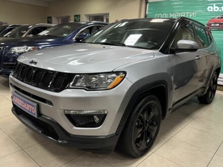 Серый Джип Компас, объемом двигателя 0 л и пробегом 143 тыс. км за 15500 $, фото 1 на Automoto.ua