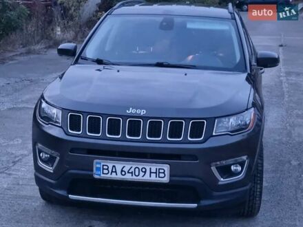 Джип Компас 2018 в Бершаде на Automoto.ua Серый Джип Компас, объемом двигателя 2.36 л и пробегом 125 тыс. км за 14666 $, фото 1 на Automoto.ua