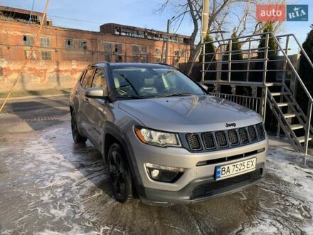 Джип Компас 2018 в Кропивницком (Кировограде) на Automoto.ua Серый Джип Компас, объемом двигателя 2.36 л и пробегом 140 тыс. км за 15600 $, фото 1 на Automoto.ua