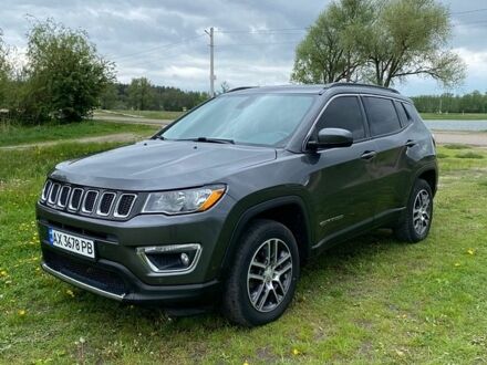 Сірий Джип Compass, об'ємом двигуна 2.36 л та пробігом 140 тис. км за 9300 $, фото 1 на Automoto.ua