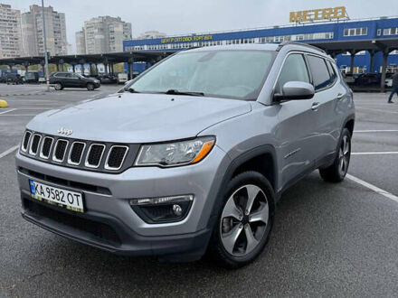 Сірий Джип Compass, об'ємом двигуна 2.36 л та пробігом 118 тис. км за 15500 $, фото 1 на Automoto.ua