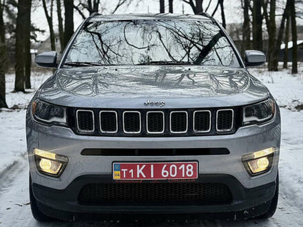 Сірий Джип Compass, об'ємом двигуна 2.4 л та пробігом 99 тис. км за 15400 $, фото 1 на Automoto.ua