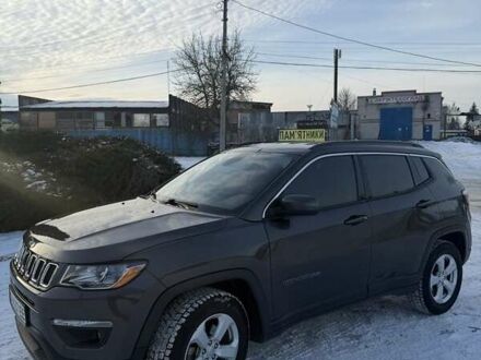 Сірий Джип Compass, об'ємом двигуна 2.4 л та пробігом 82 тис. км за 15000 $, фото 1 на Automoto.ua