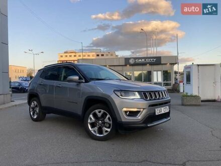 Джип Компас 2018 в Киеве на Automoto.ua Серый Джип Компас, объемом двигателя 2.4 л и пробегом 46 тыс. км за 15999 $, фото 1 на Automoto.ua