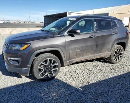 Серый Джип Компас, объемом двигателя 0 л и пробегом 67 тыс. км за 2000 $, фото 1 на Automoto.ua