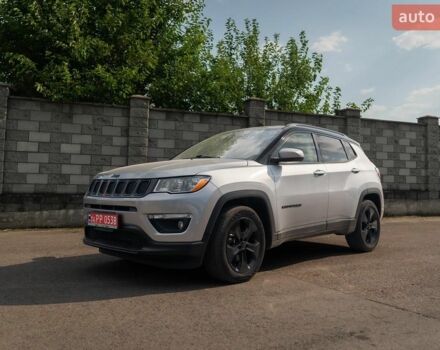 Серый Джип Компас, объемом двигателя 2.4 л и пробегом 107 тыс. км за 14700 $, фото 1 на Automoto.ua