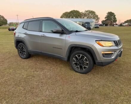 Серый Джип Компас, объемом двигателя 2.4 л и пробегом 38 тыс. км за 10000 $, фото 1 на Automoto.ua